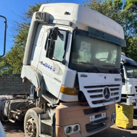 Cabine do Mercedes Benz 1944S