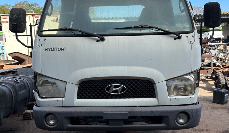 Cabine da Hyundai HD78 completo