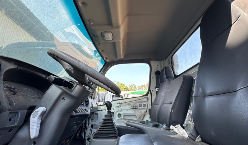 Cabine da Hyundai HD78 completo