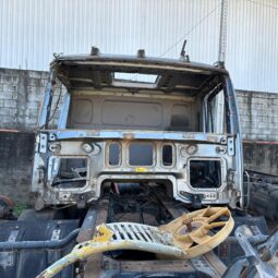 Corpo da Cabine Volkswagen Constellation 24.280 completo