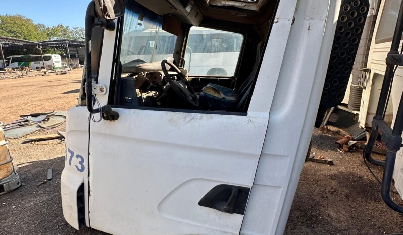 Cabine Scania 124 (Curta) completo